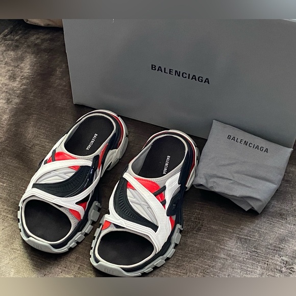 ✨PREOWNED ✨💯% AUTHENTIC BALENCIAGA SLIED SANDAL - Picture 7 of 8